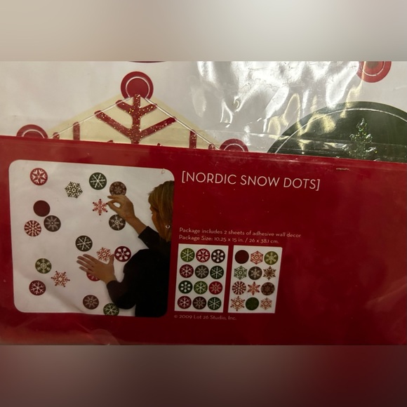 New in Package ADD-HERES Nordic Snow Dots Red Green Brown 2 Sheets of 12 - Picture 3 of 11
